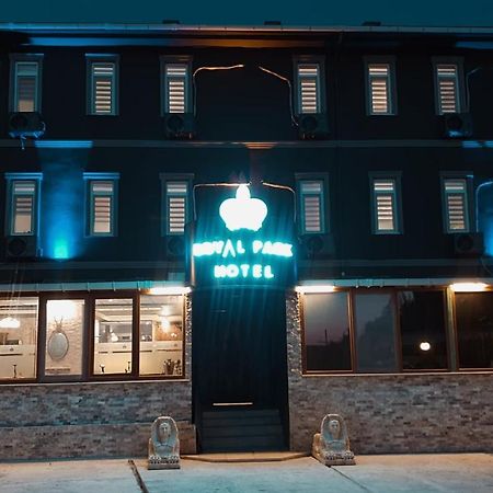 Royal Park Hotel Corlu Bed And Breakfast Tekirdag Exterior photo